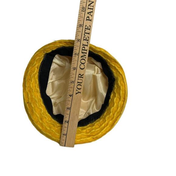 Vintage Yellow Felt Hat with Sparkle Thread 1950s - Picture 7 of 9